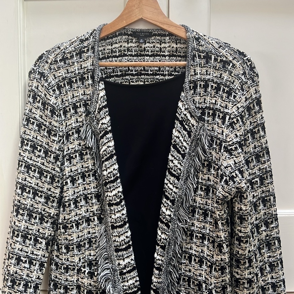 Women's Black and white with metallic gold thread sweater